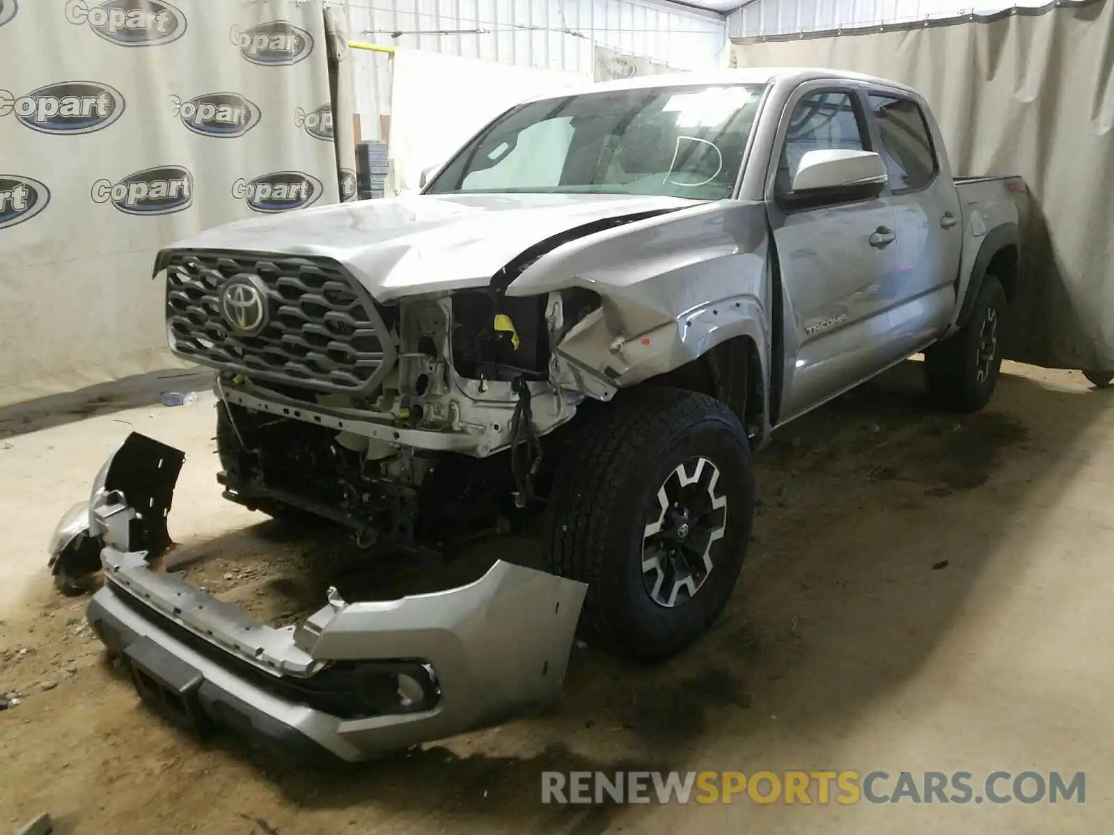 2 Photograph of a damaged car 3TMCZ5AN3LM342019 TOYOTA TACOMA 2020