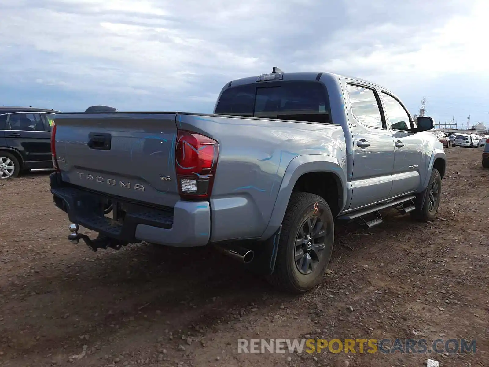 4 Photograph of a damaged car 3TMCZ5AN3LM344496 TOYOTA TACOMA 2020