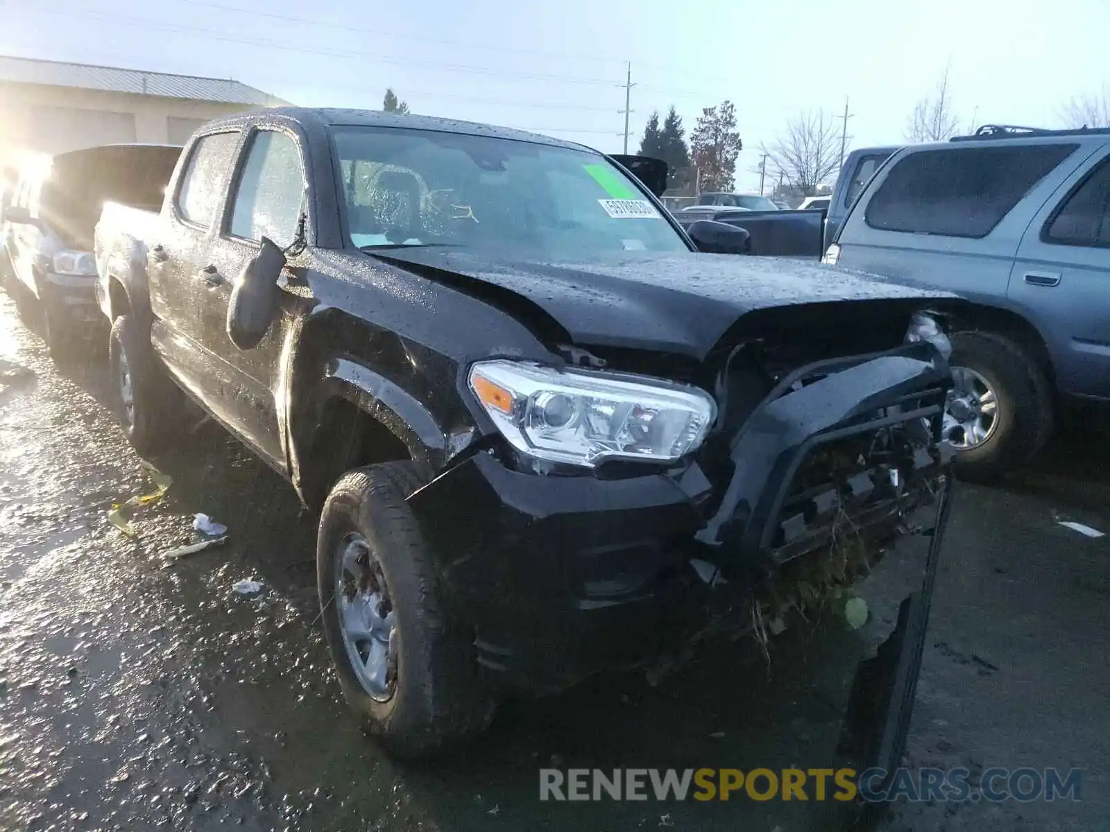 1 Photograph of a damaged car 3TMCZ5AN3LM345843 TOYOTA TACOMA 2020