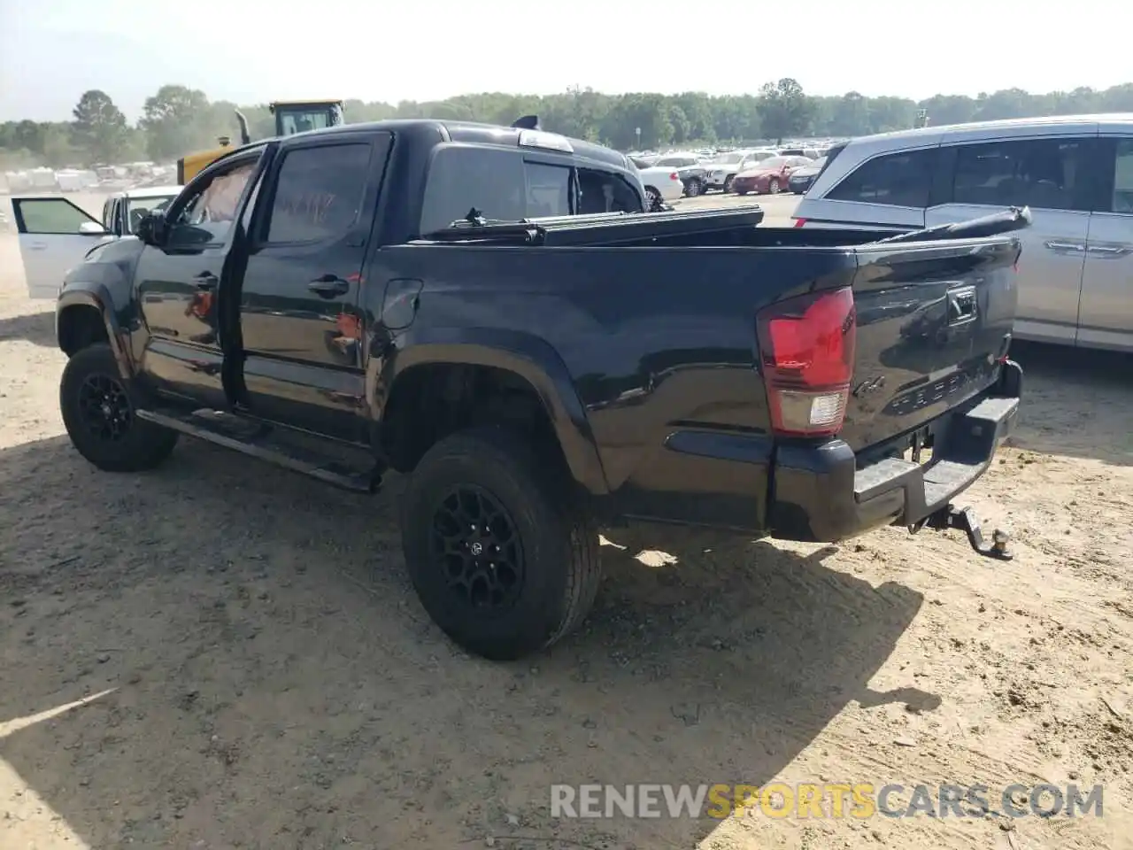 3 Photograph of a damaged car 3TMCZ5AN3LM346863 TOYOTA TACOMA 2020