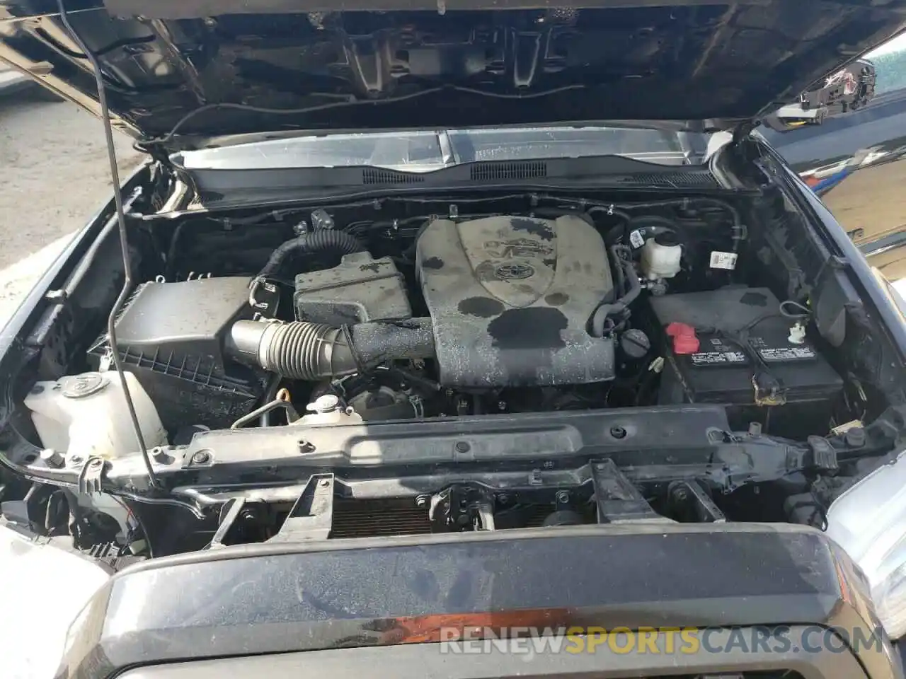 7 Photograph of a damaged car 3TMCZ5AN3LM346863 TOYOTA TACOMA 2020