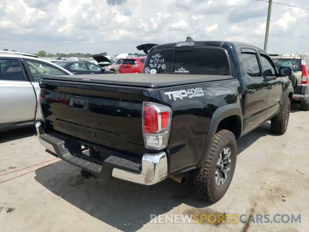 4 Photograph of a damaged car 3TMCZ5AN3LM347611 TOYOTA TACOMA 2020