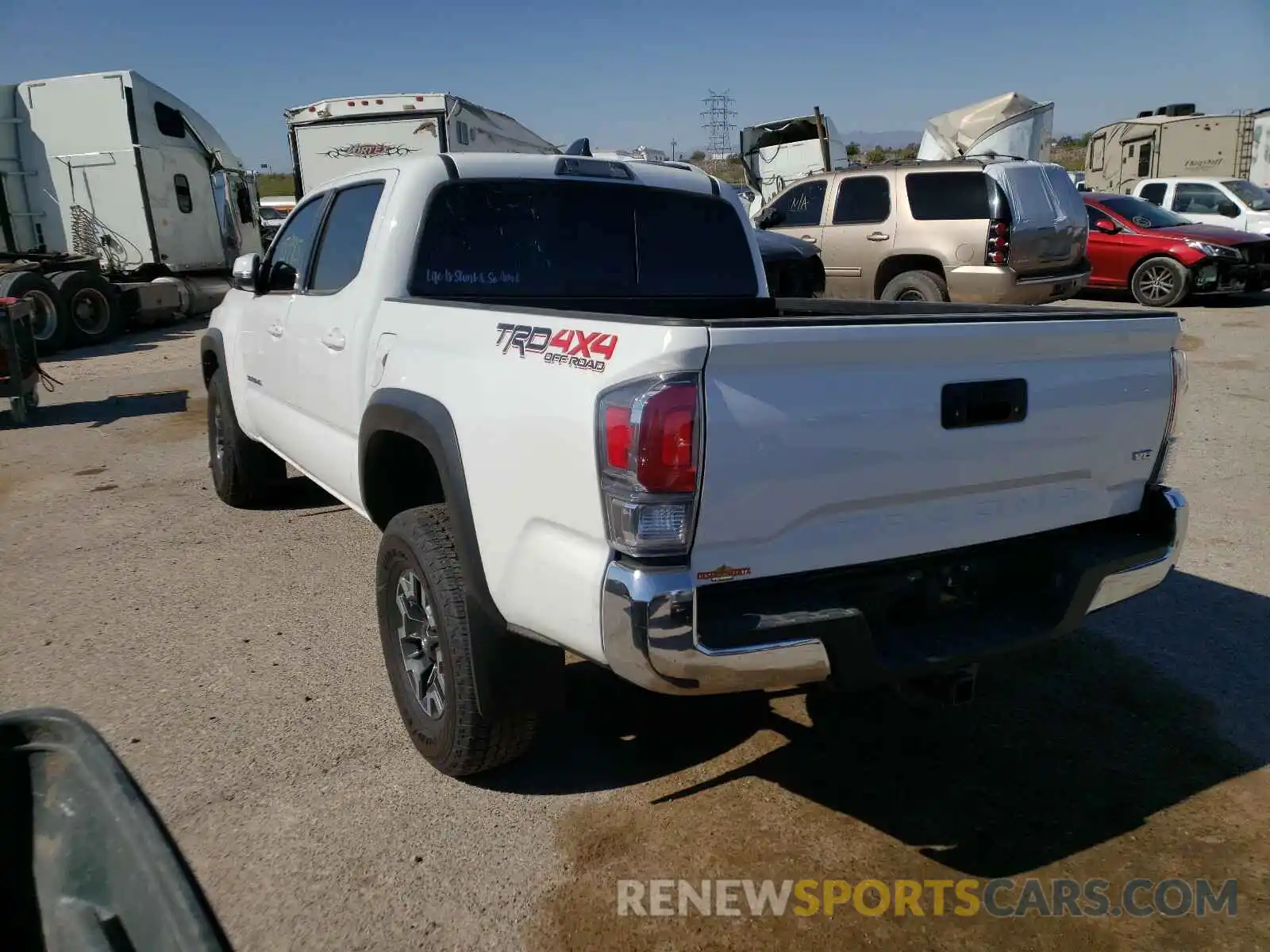 3 Photograph of a damaged car 3TMCZ5AN3LM350475 TOYOTA TACOMA 2020