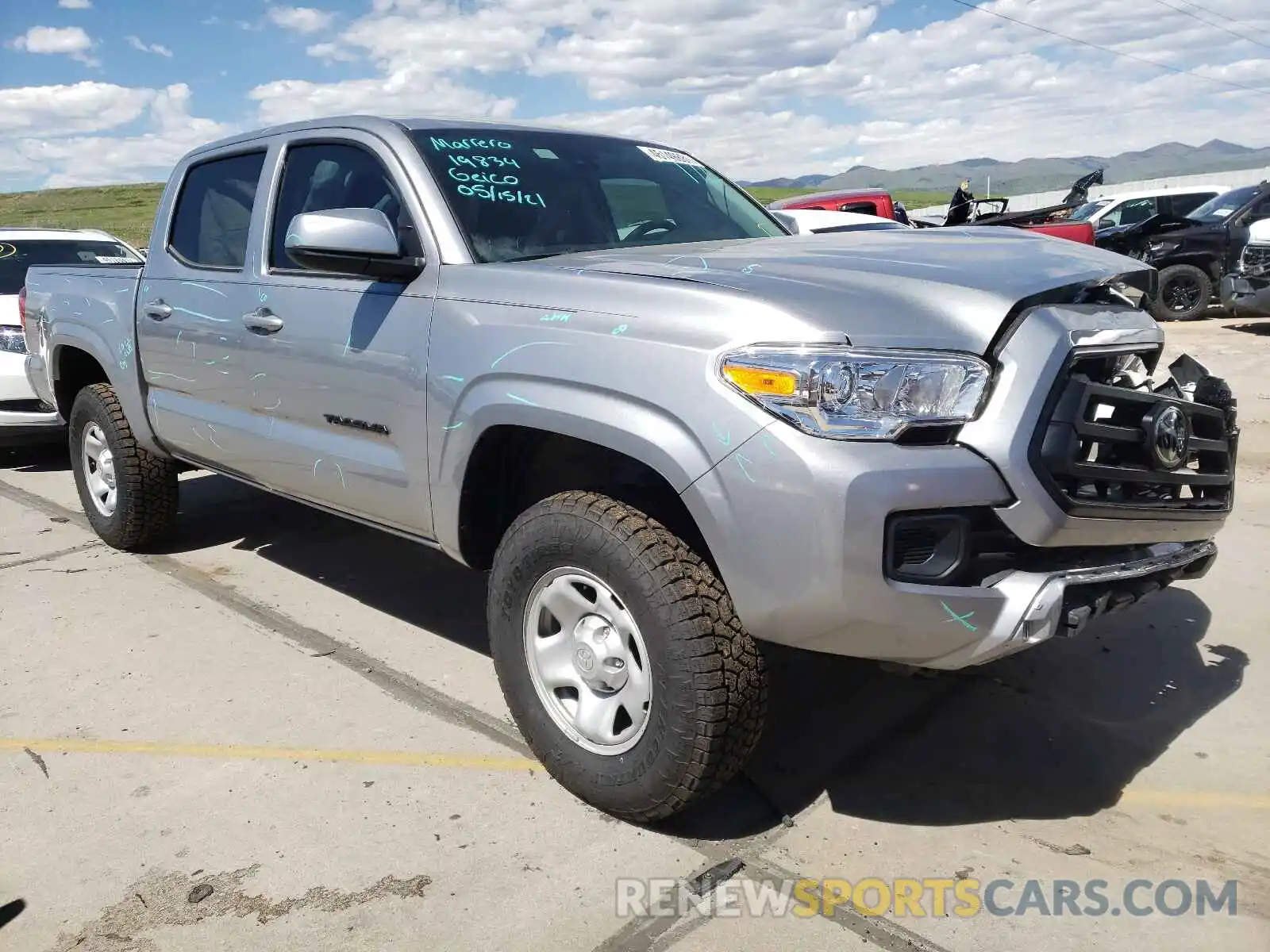 1 Photograph of a damaged car 3TMCZ5AN3LM350542 TOYOTA TACOMA 2020