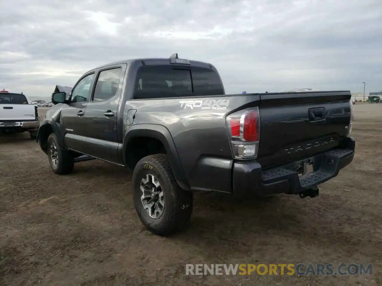 3 Photograph of a damaged car 3TMCZ5AN3LM351321 TOYOTA TACOMA 2020