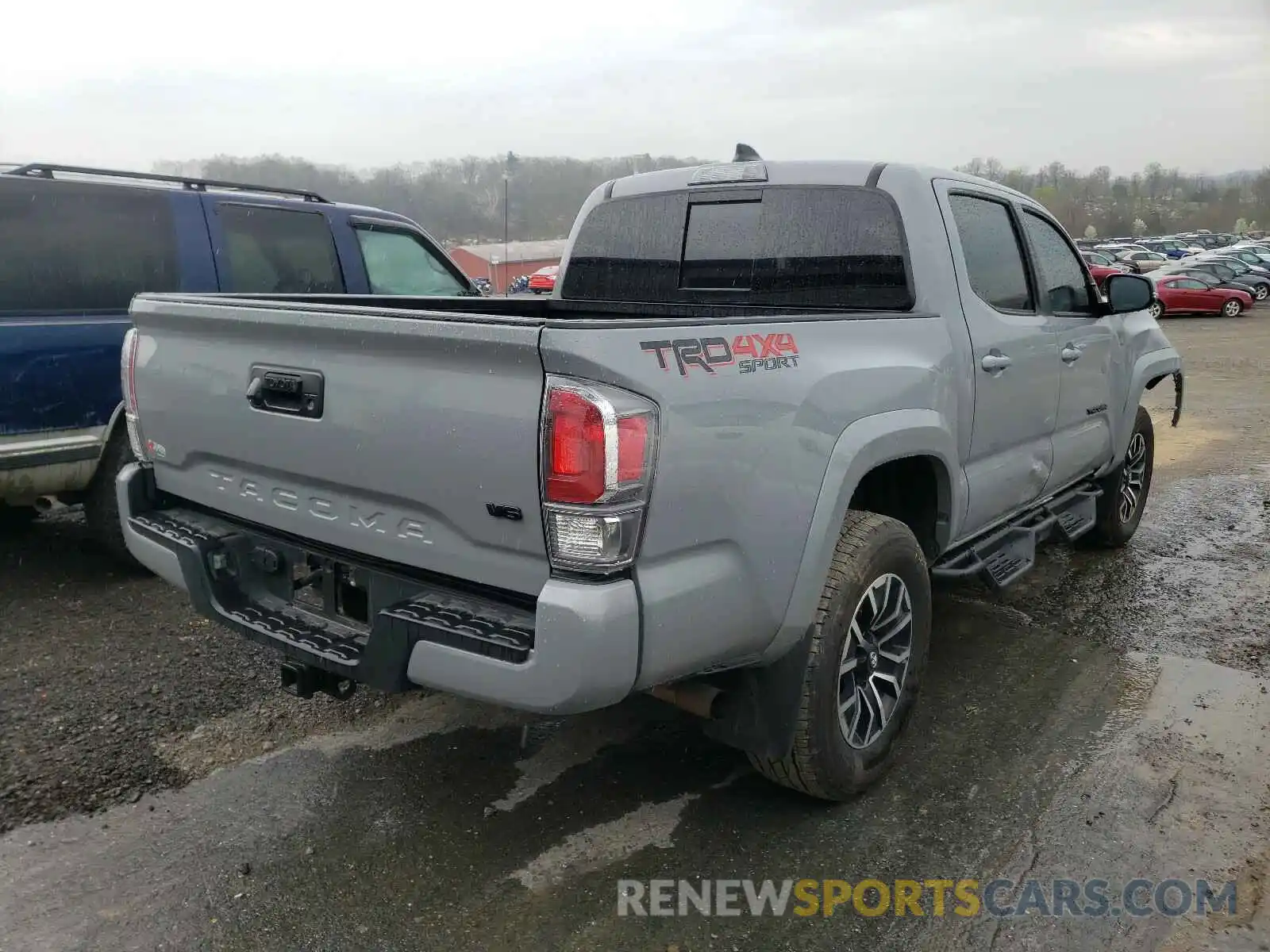 4 Photograph of a damaged car 3TMCZ5AN3LM351951 TOYOTA TACOMA 2020