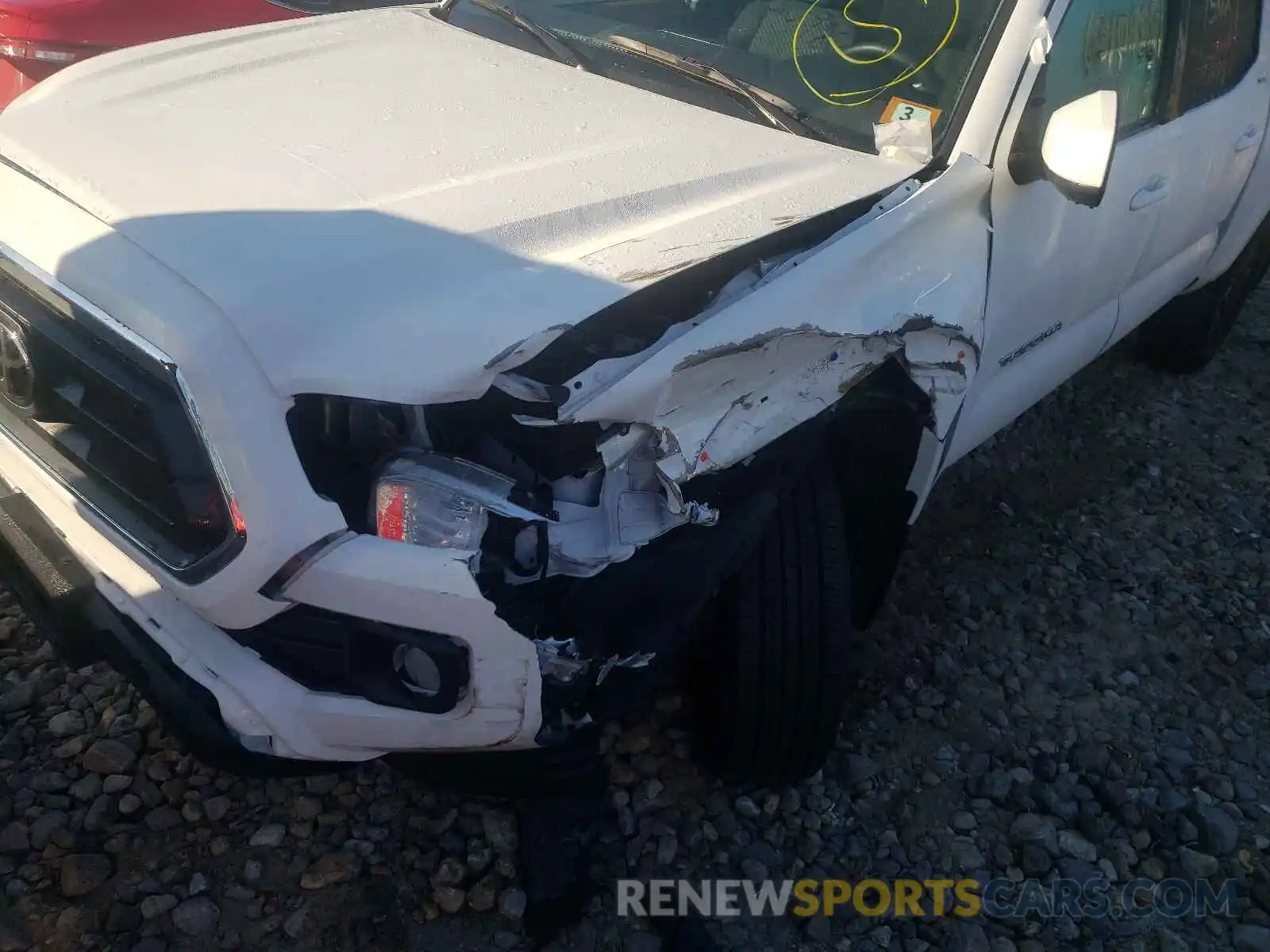 9 Photograph of a damaged car 3TMCZ5AN3LM359564 TOYOTA TACOMA 2020