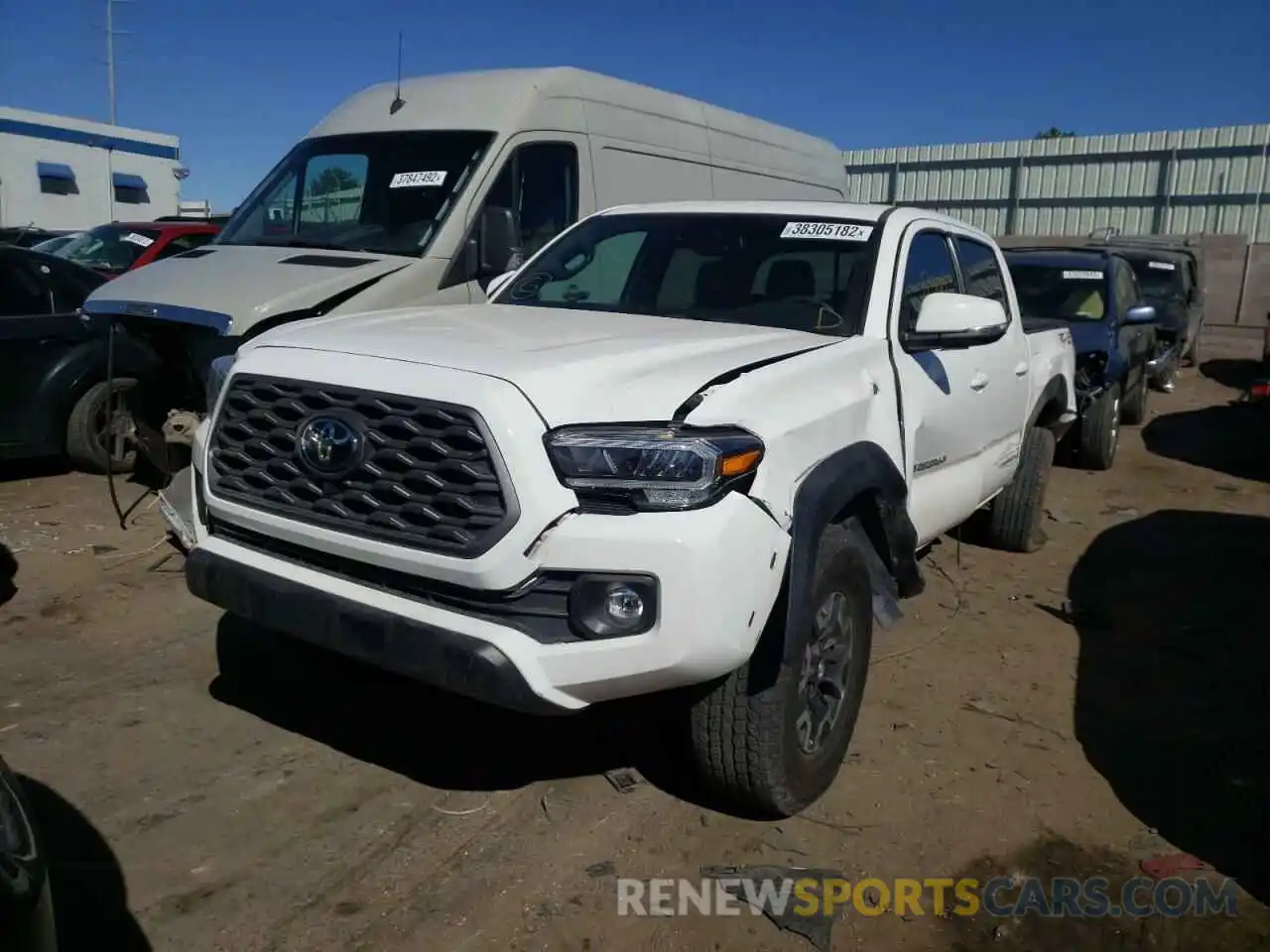 2 Photograph of a damaged car 3TMCZ5AN3LM363050 TOYOTA TACOMA 2020