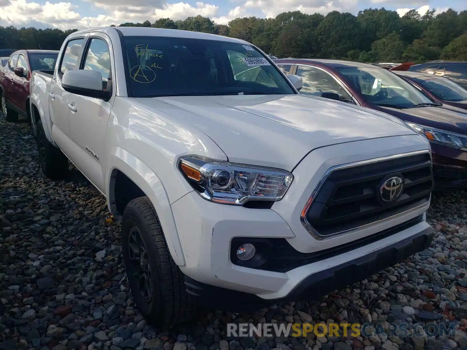 1 Photograph of a damaged car 3TMCZ5AN3LM364151 TOYOTA TACOMA 2020