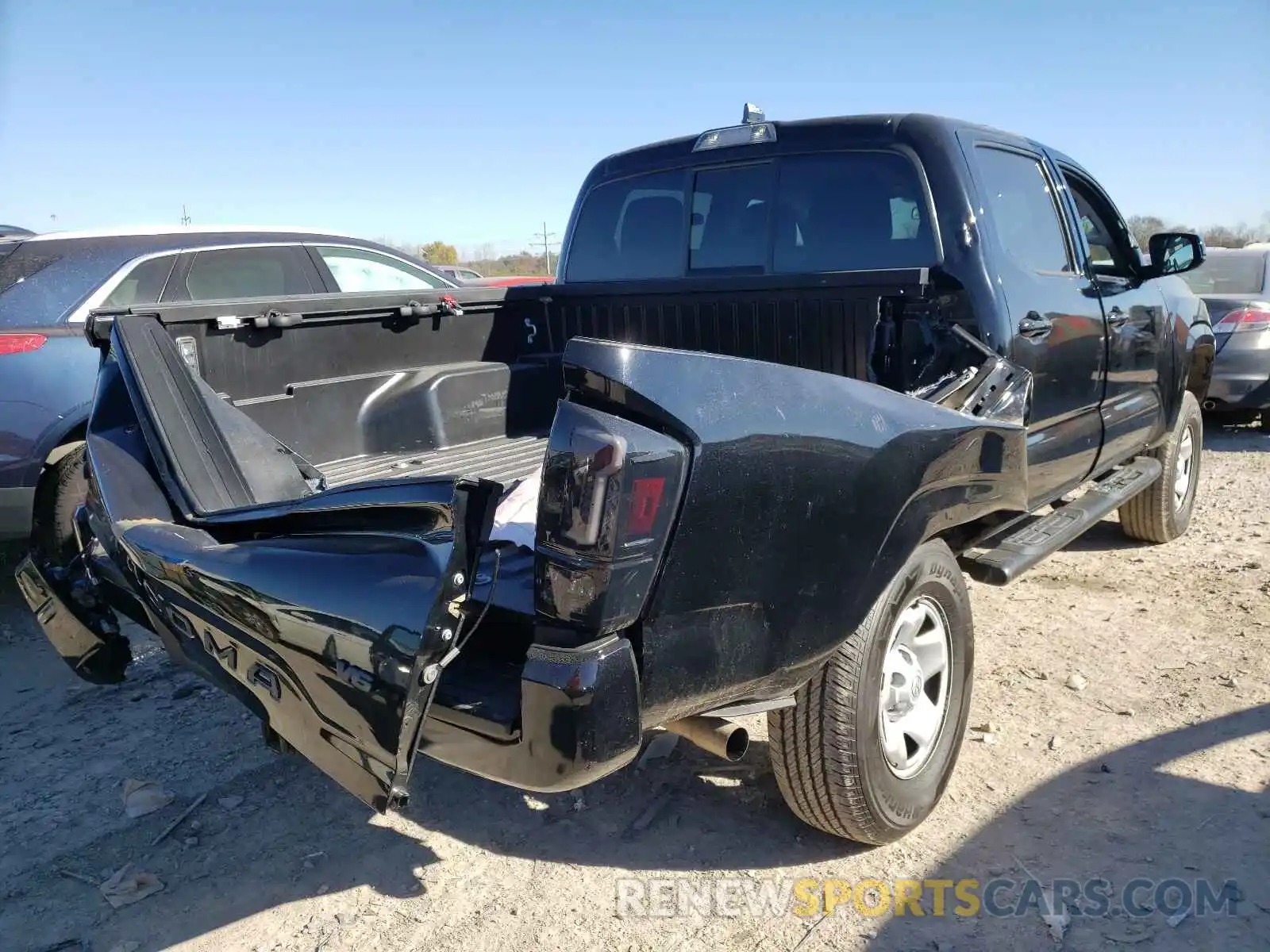 4 Photograph of a damaged car 3TMCZ5AN3LM366949 TOYOTA TACOMA 2020