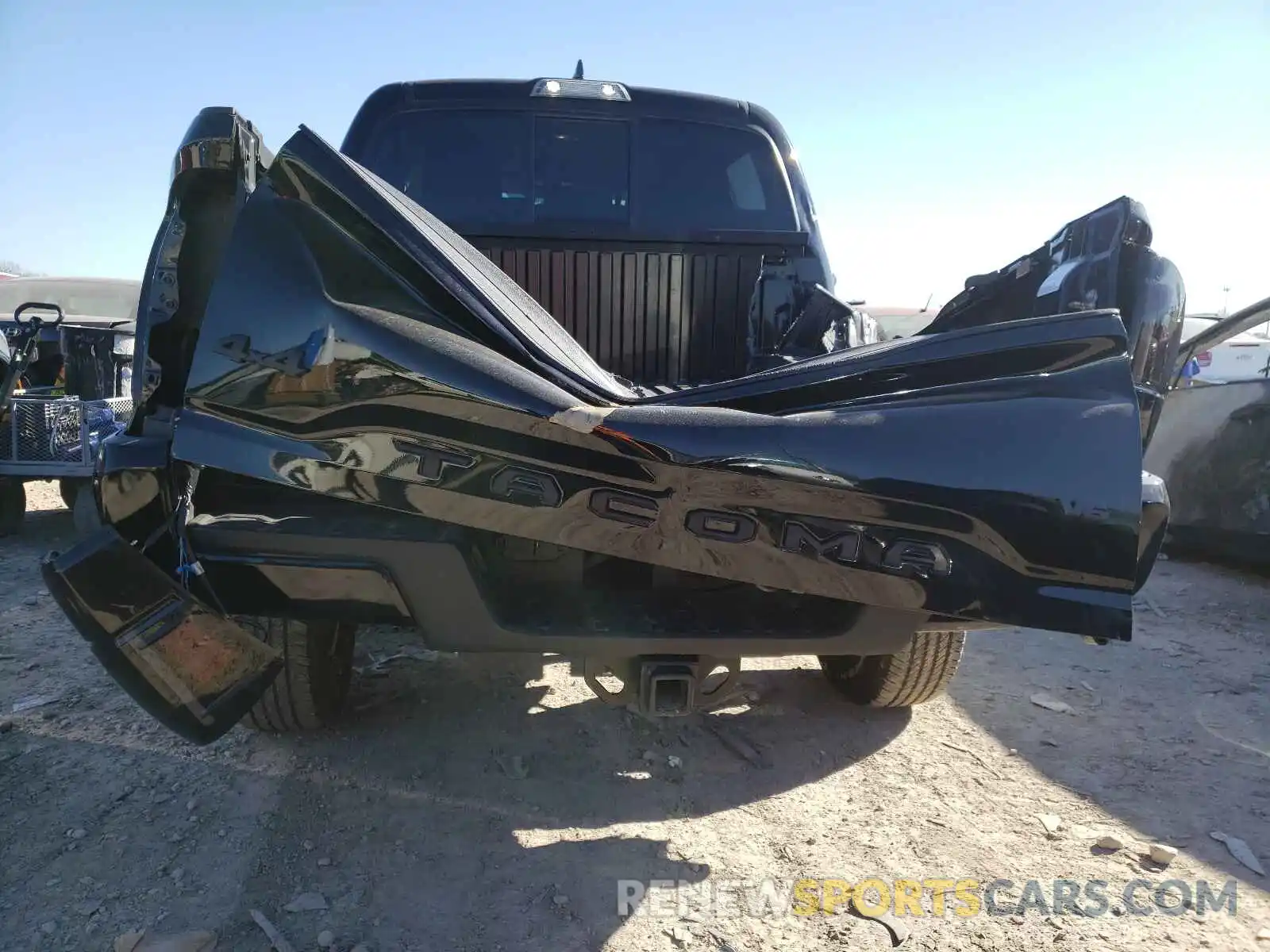 9 Photograph of a damaged car 3TMCZ5AN3LM366949 TOYOTA TACOMA 2020