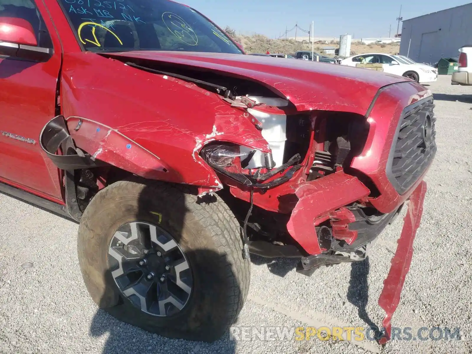 9 Photograph of a damaged car 3TMCZ5AN3LM367325 TOYOTA TACOMA 2020