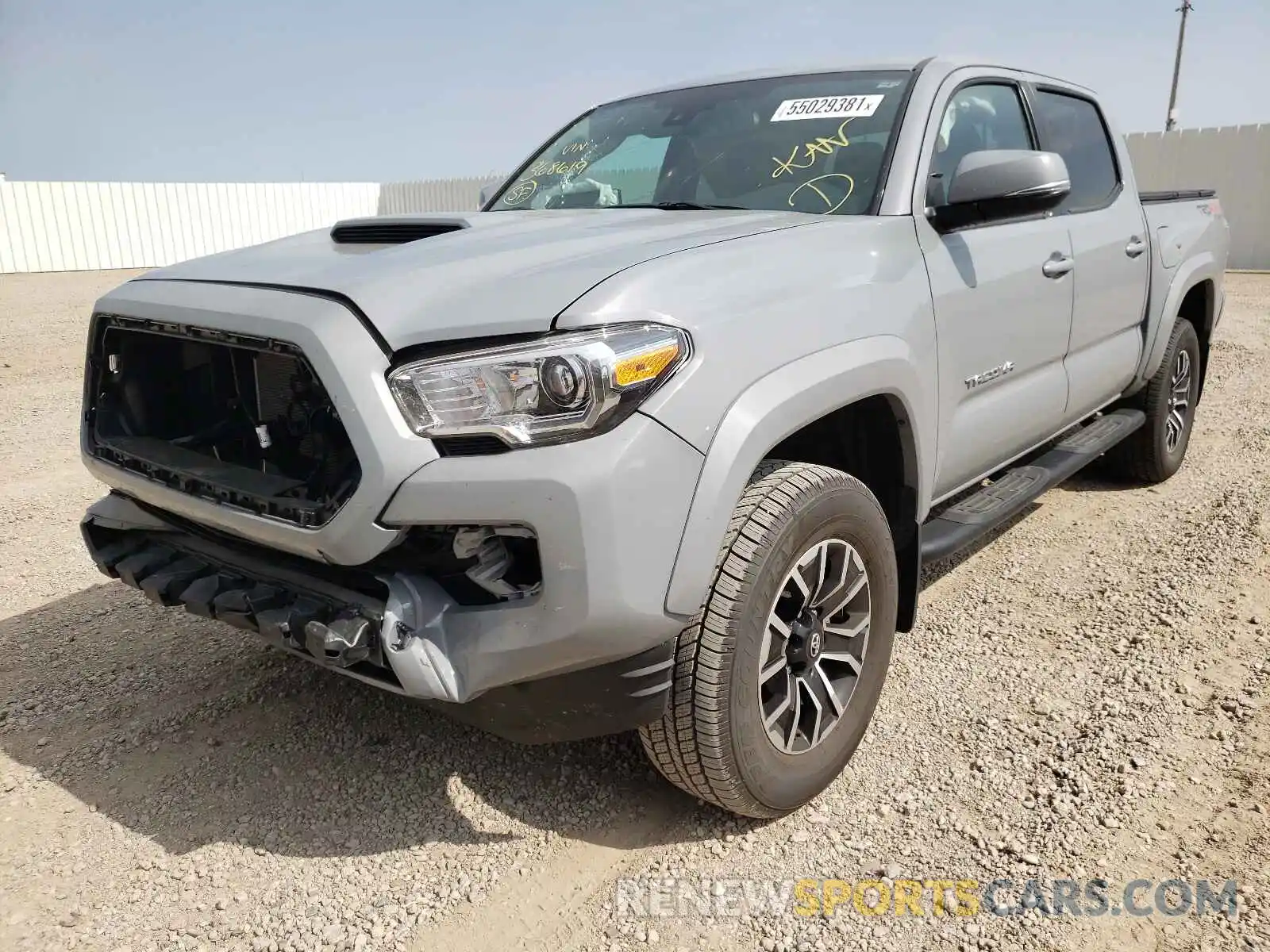 2 Photograph of a damaged car 3TMCZ5AN3LM368619 TOYOTA TACOMA 2020