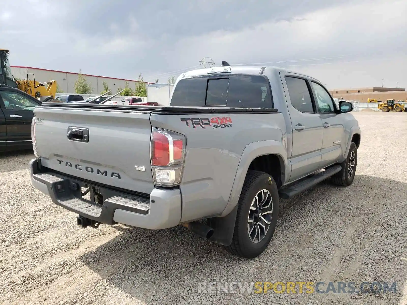 4 Photograph of a damaged car 3TMCZ5AN3LM368619 TOYOTA TACOMA 2020