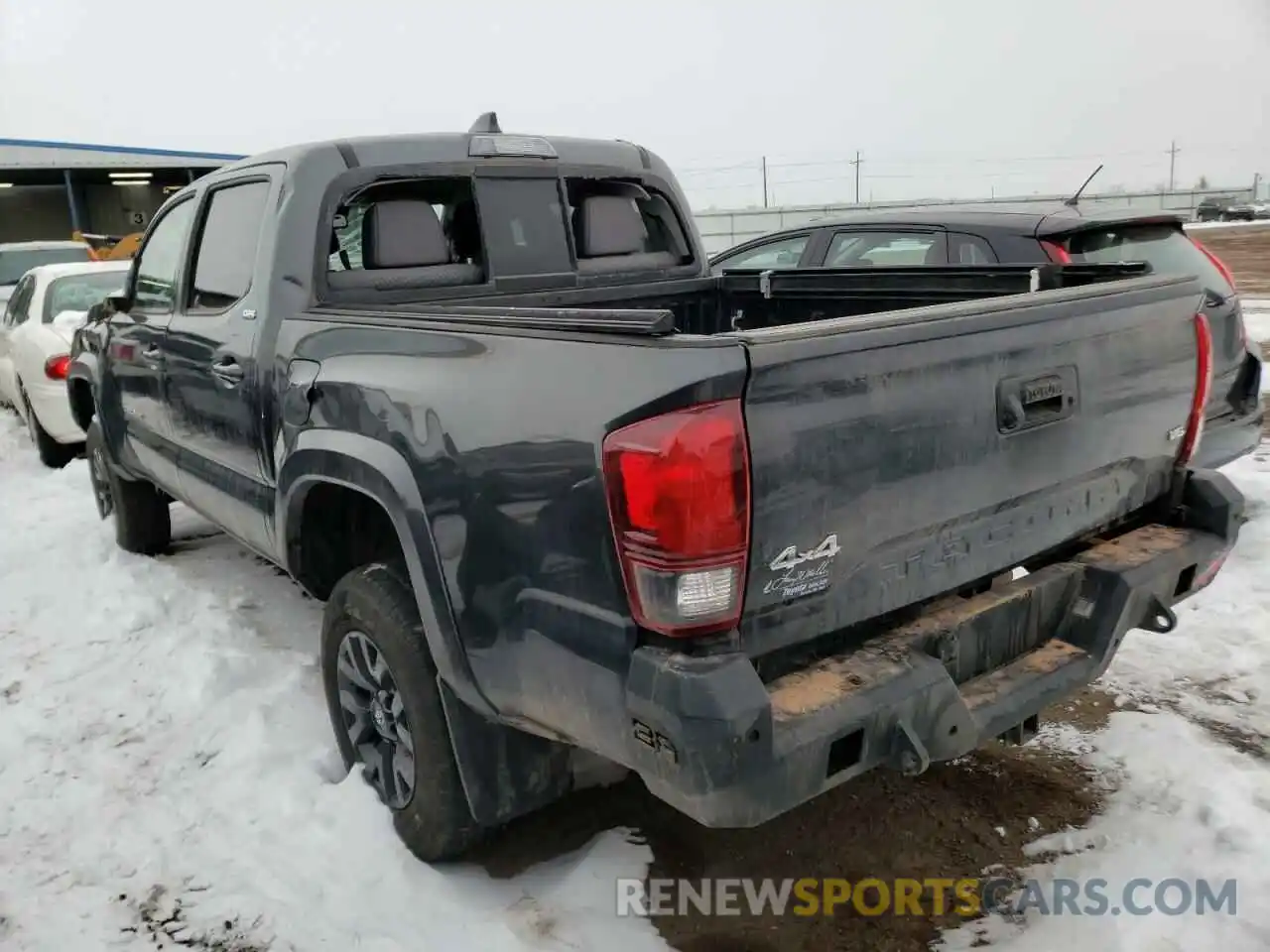 3 Photograph of a damaged car 3TMCZ5AN4LM289363 TOYOTA TACOMA 2020