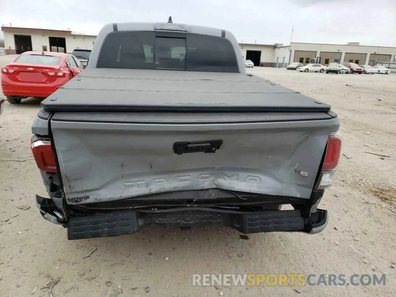 9 Photograph of a damaged car 3TMCZ5AN4LM293400 TOYOTA TACOMA 2020