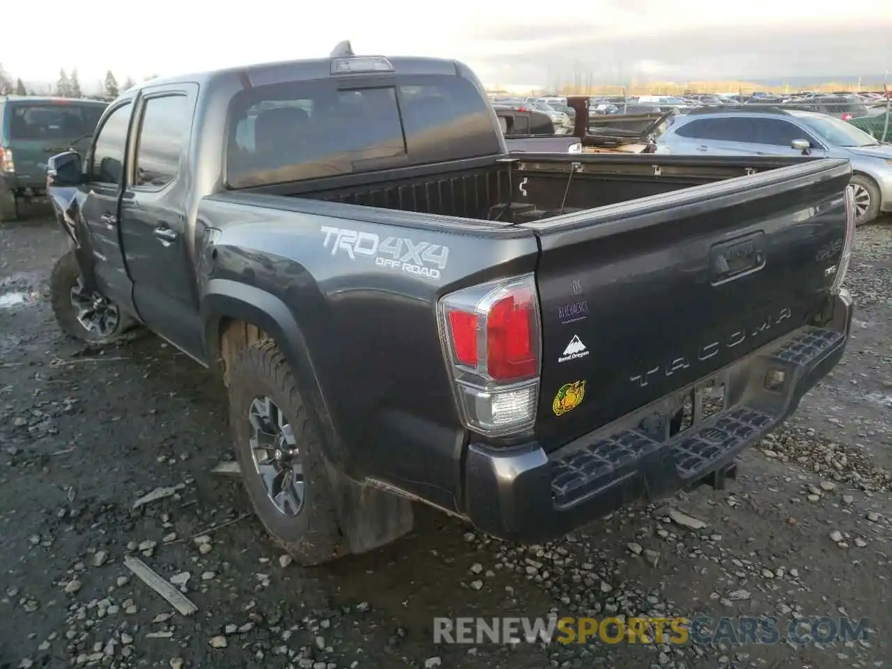 3 Photograph of a damaged car 3TMCZ5AN4LM295471 TOYOTA TACOMA 2020