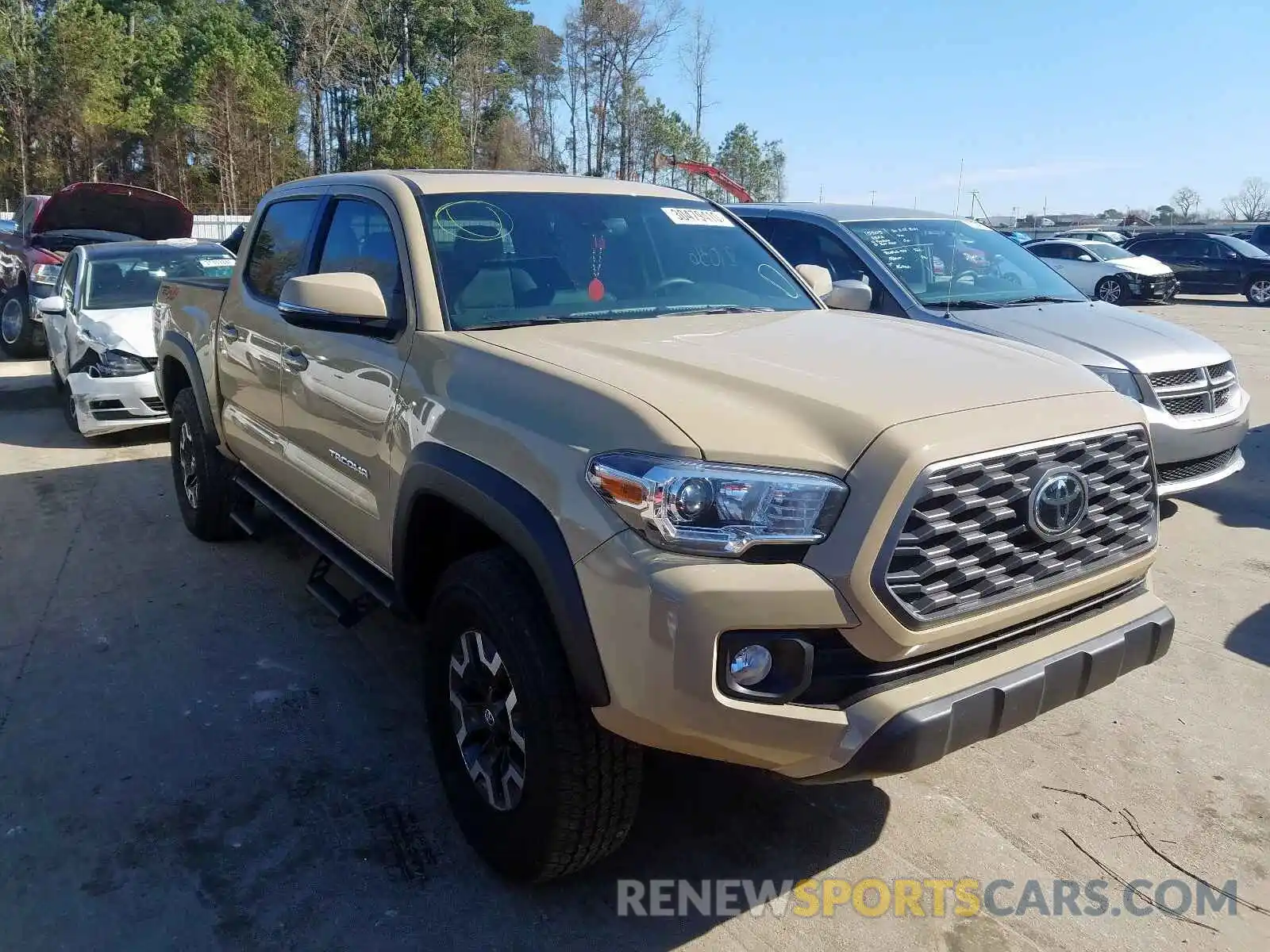 1 Photograph of a damaged car 3TMCZ5AN4LM303441 TOYOTA TACOMA 2020