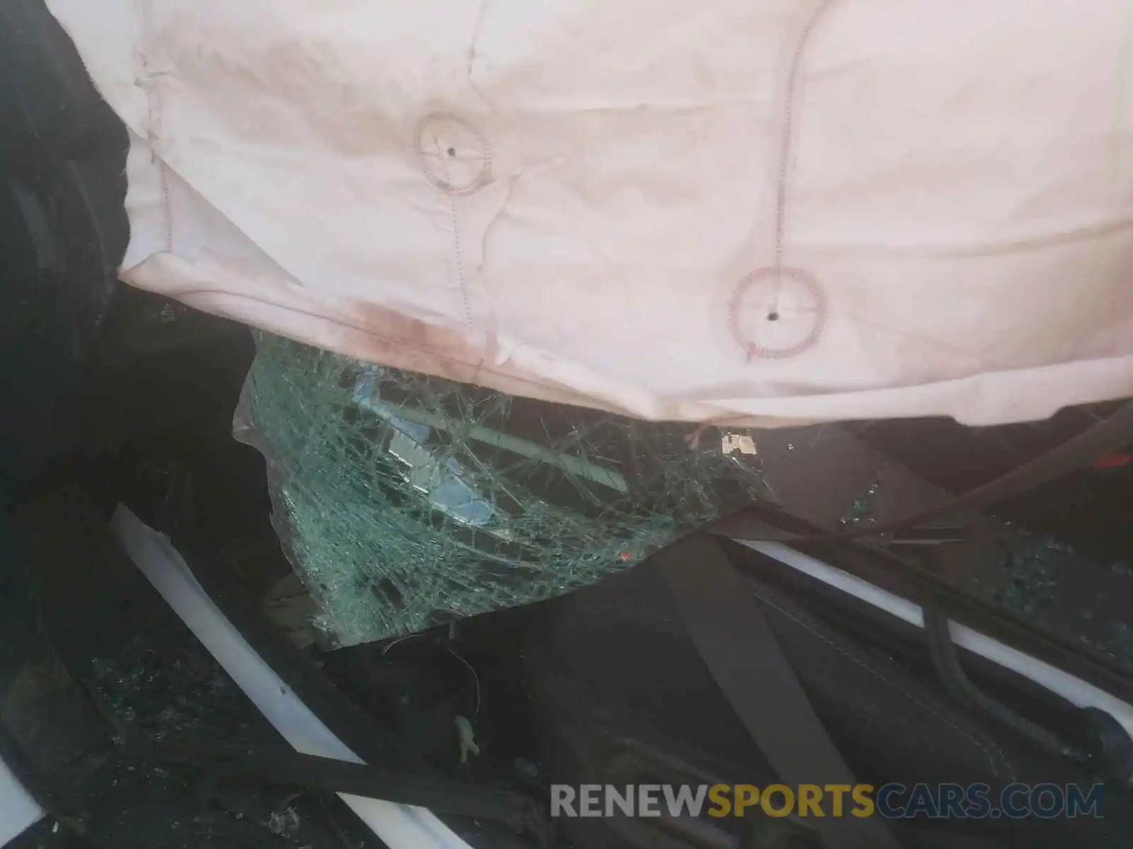 8 Photograph of a damaged car 3TMCZ5AN4LM303519 TOYOTA TACOMA 2020