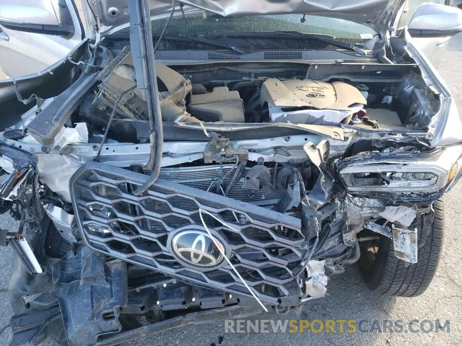 7 Photograph of a damaged car 3TMCZ5AN4LM305383 TOYOTA TACOMA 2020