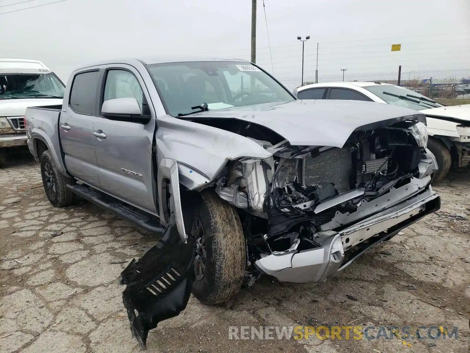 1 Photograph of a damaged car 3TMCZ5AN4LM310020 TOYOTA TACOMA 2020