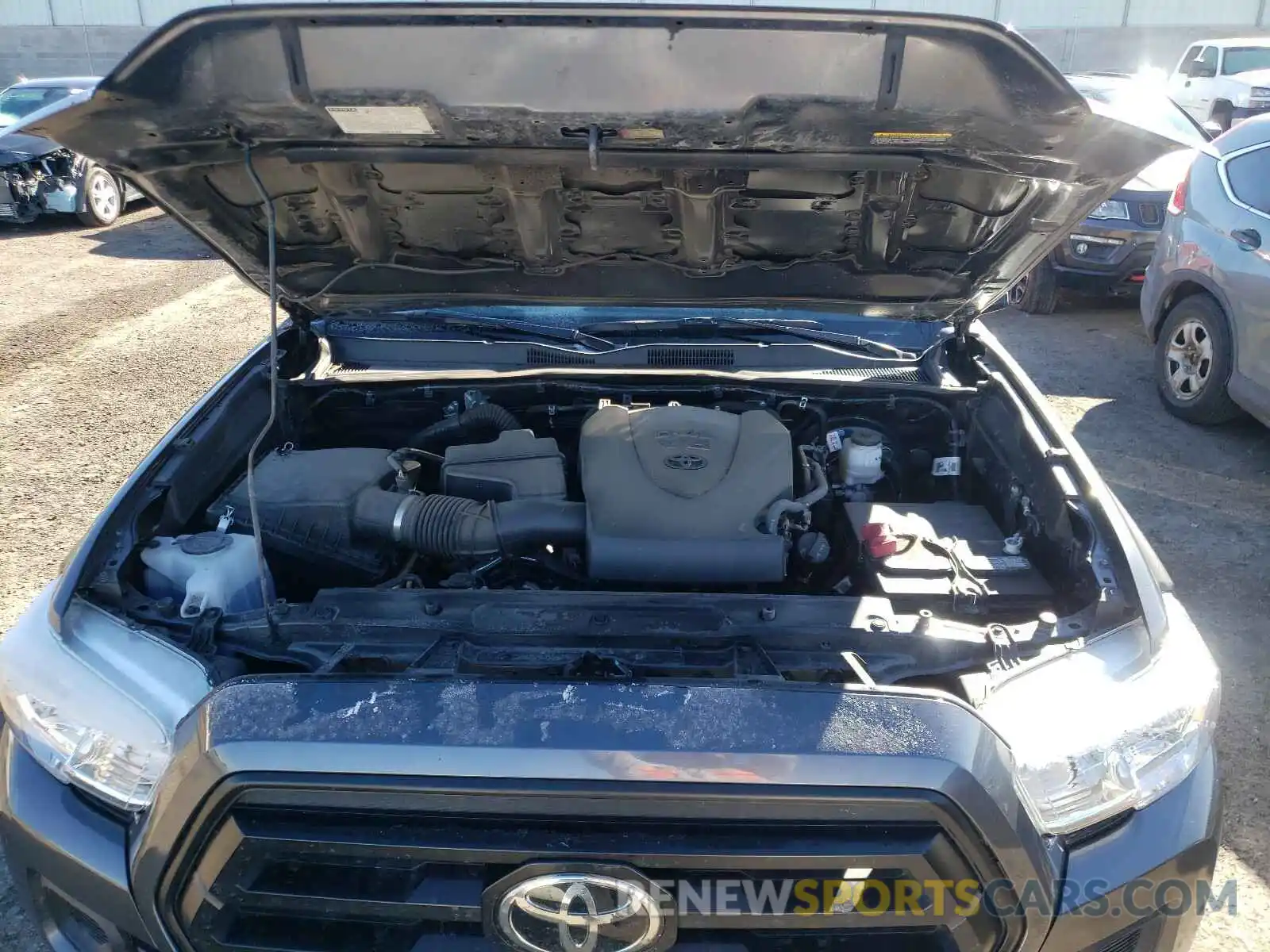 7 Photograph of a damaged car 3TMCZ5AN4LM312642 TOYOTA TACOMA 2020