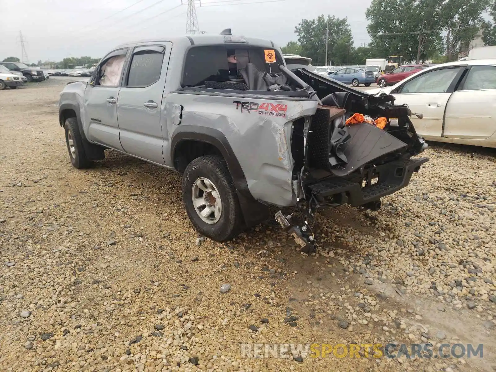 3 Photograph of a damaged car 3TMCZ5AN4LM319493 TOYOTA TACOMA 2020