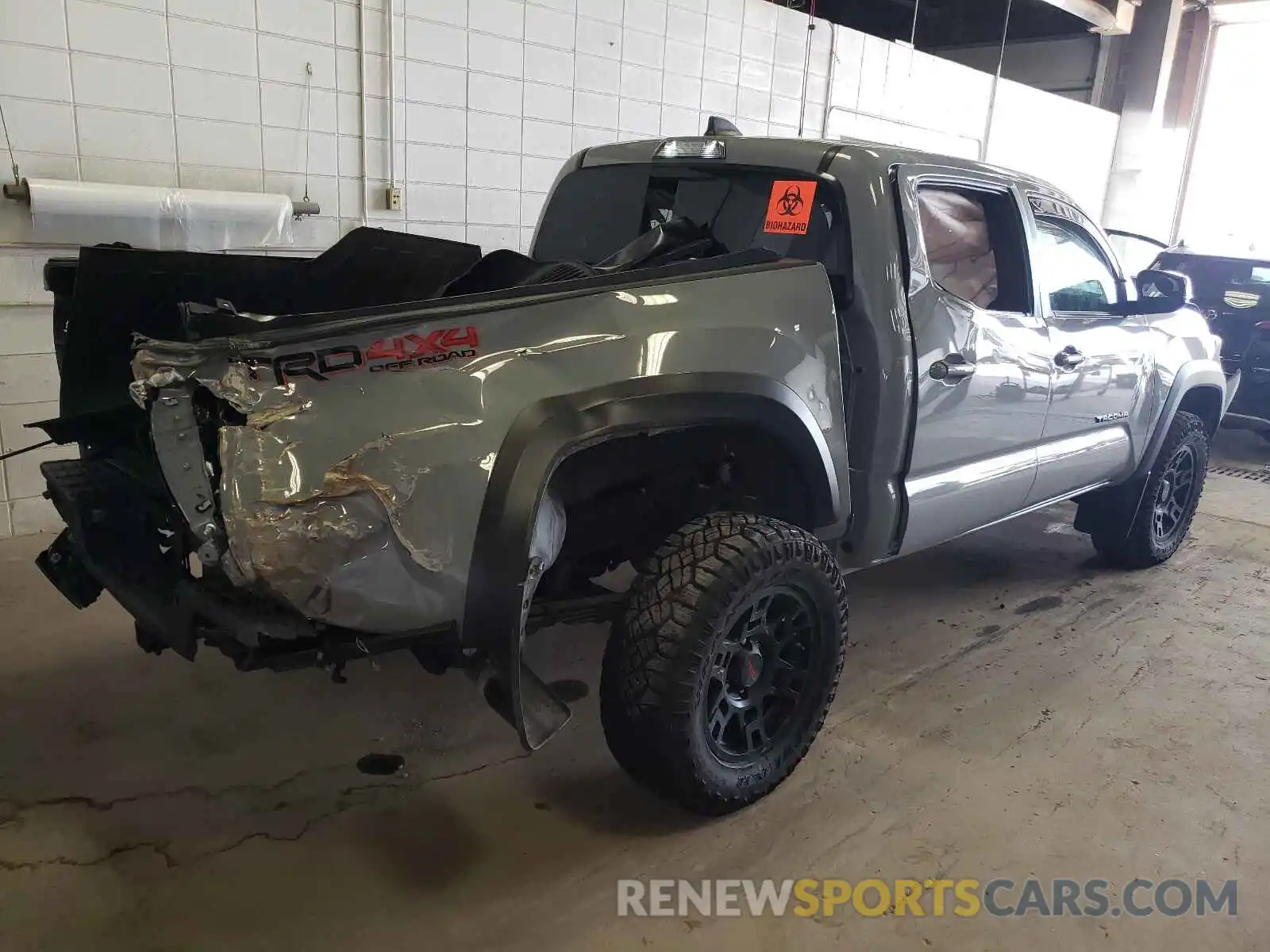 9 Photograph of a damaged car 3TMCZ5AN4LM319493 TOYOTA TACOMA 2020