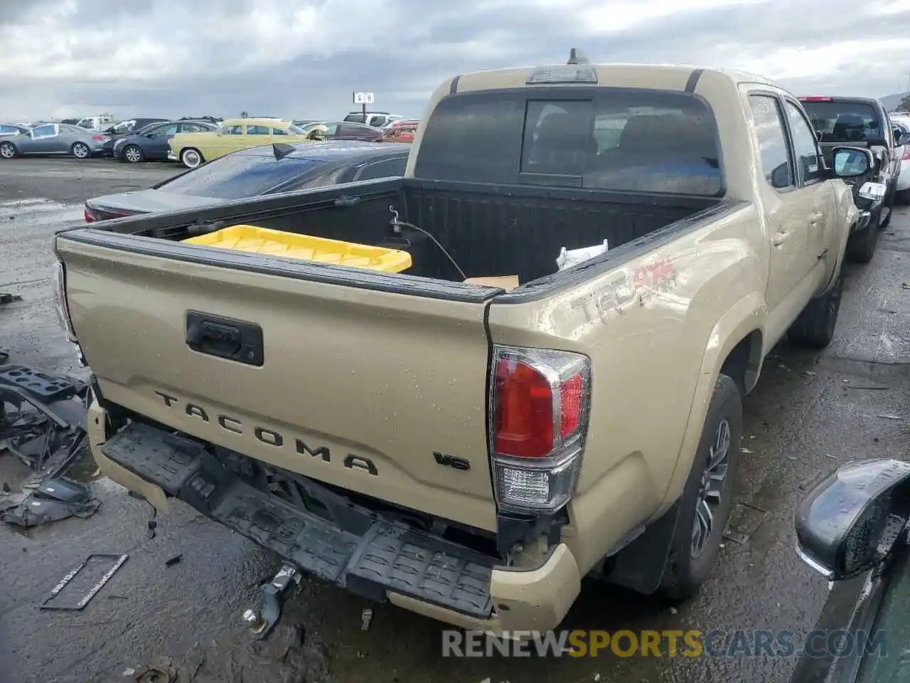 3 Photograph of a damaged car 3TMCZ5AN4LM321437 TOYOTA TACOMA 2020