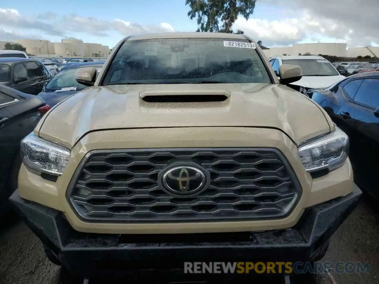 5 Photograph of a damaged car 3TMCZ5AN4LM321437 TOYOTA TACOMA 2020