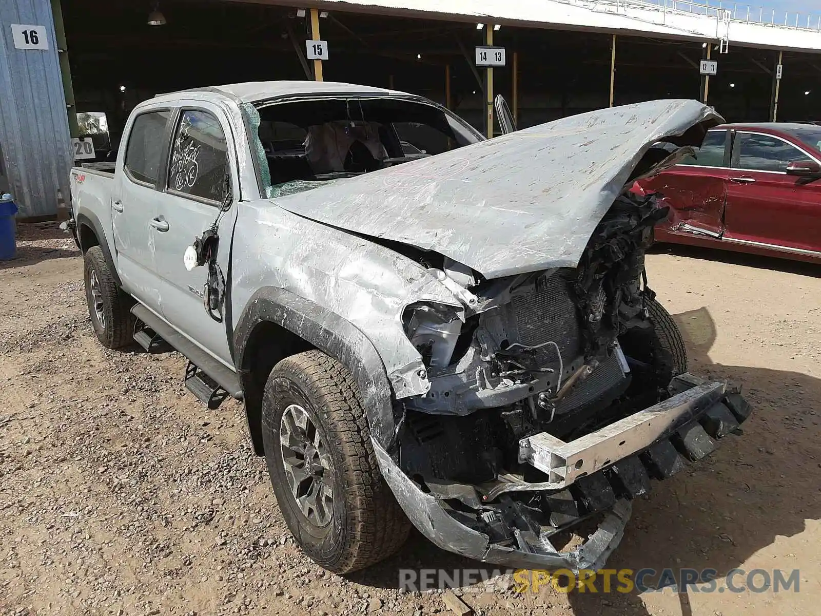 1 Photograph of a damaged car 3TMCZ5AN4LM322832 TOYOTA TACOMA 2020