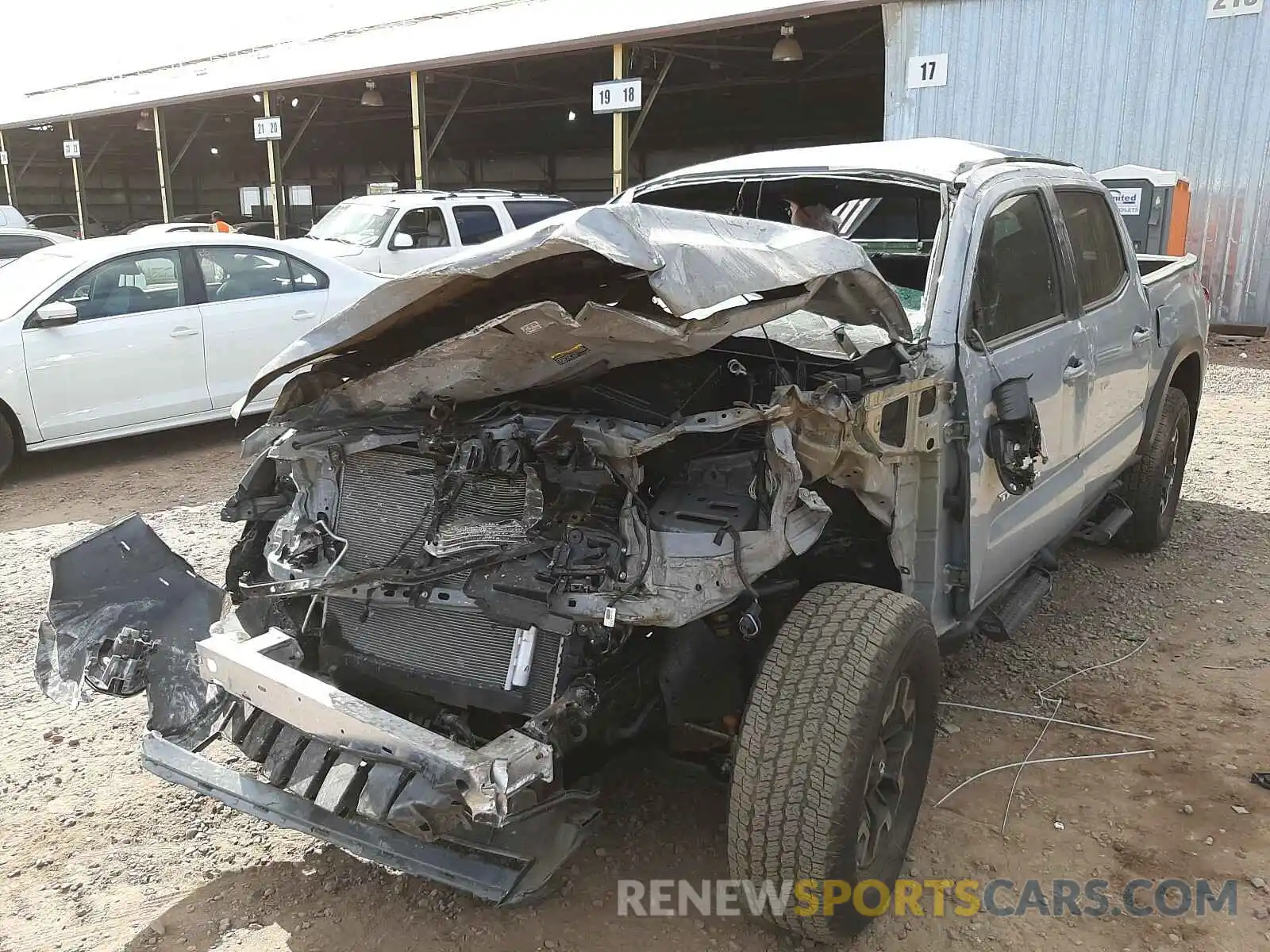 2 Photograph of a damaged car 3TMCZ5AN4LM322832 TOYOTA TACOMA 2020