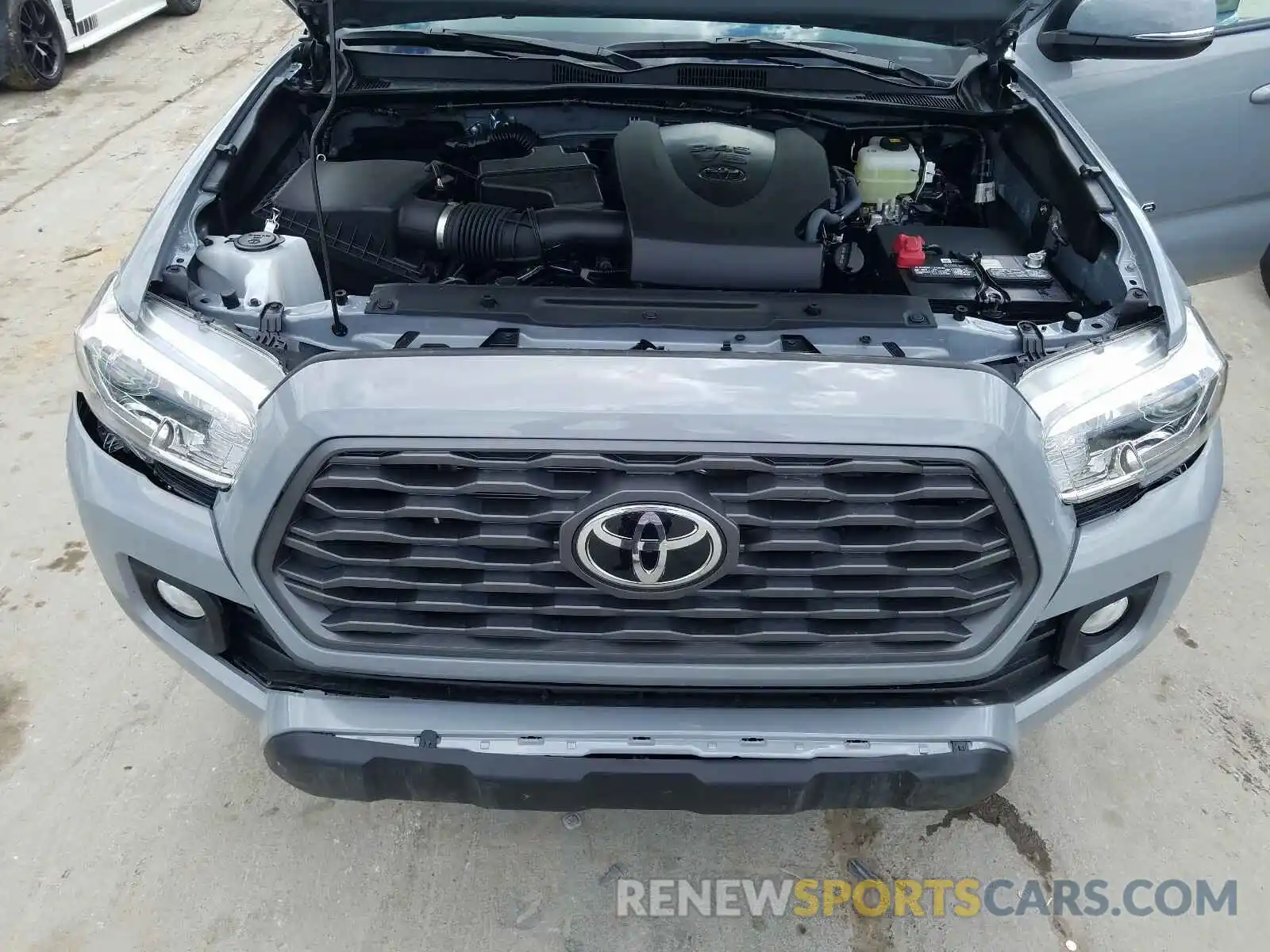 7 Photograph of a damaged car 3TMCZ5AN4LM332390 TOYOTA TACOMA 2020