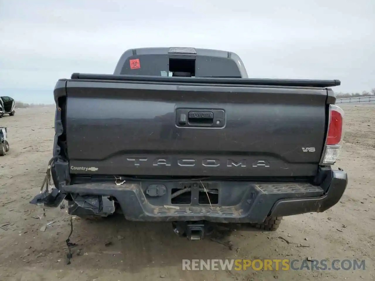 6 Photograph of a damaged car 3TMCZ5AN4LM332468 TOYOTA TACOMA 2020