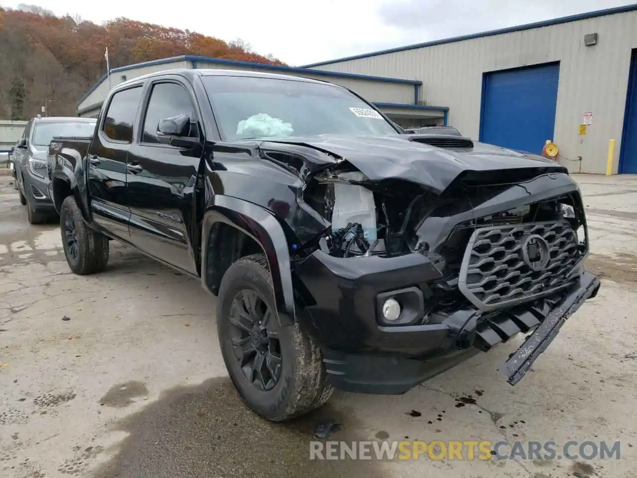 1 Photograph of a damaged car 3TMCZ5AN4LM335130 TOYOTA TACOMA 2020