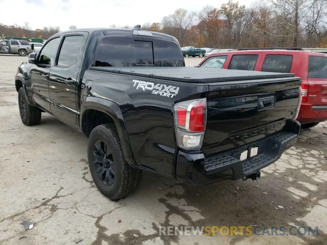 3 Photograph of a damaged car 3TMCZ5AN4LM335130 TOYOTA TACOMA 2020