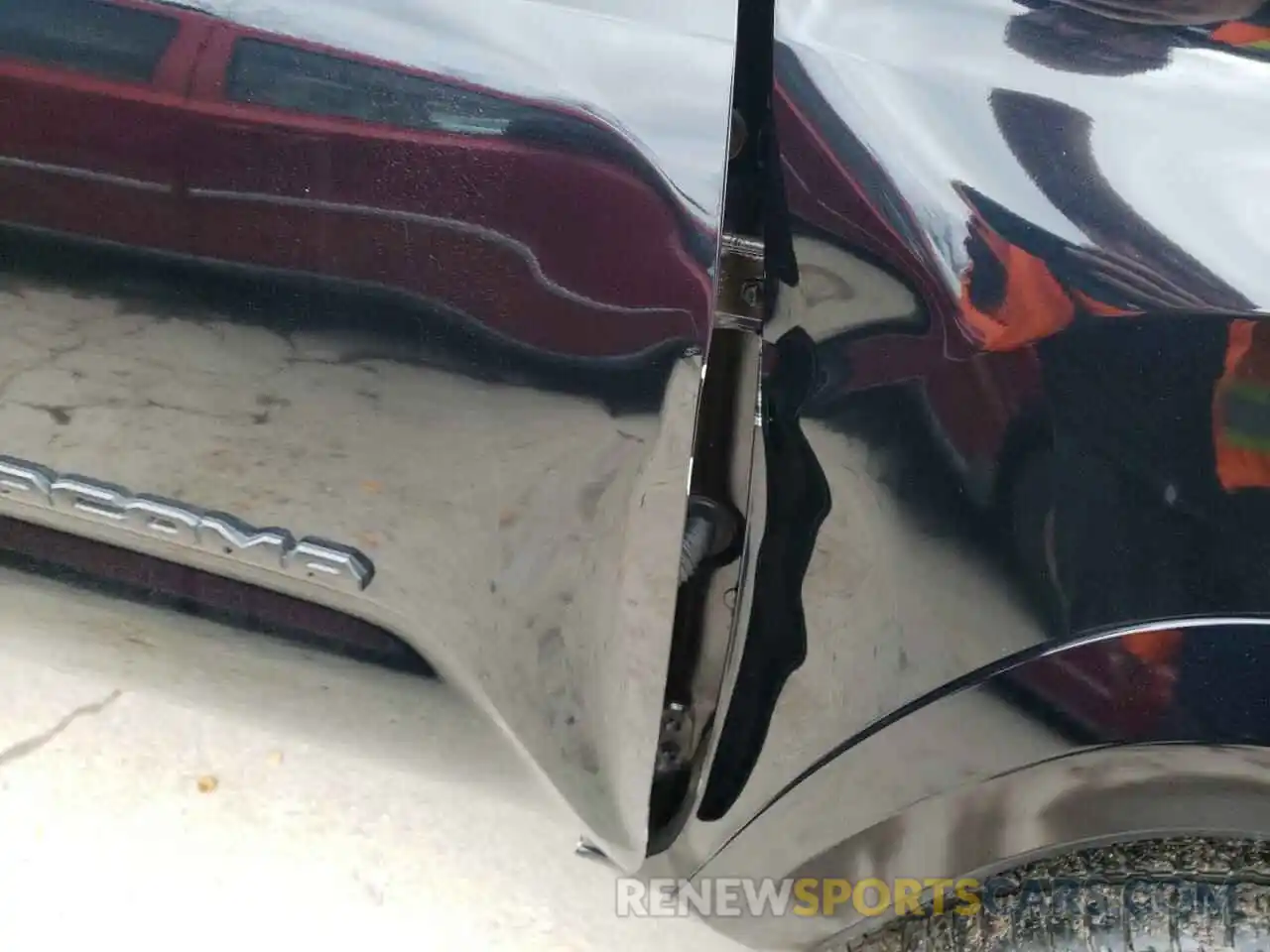 9 Photograph of a damaged car 3TMCZ5AN4LM335130 TOYOTA TACOMA 2020