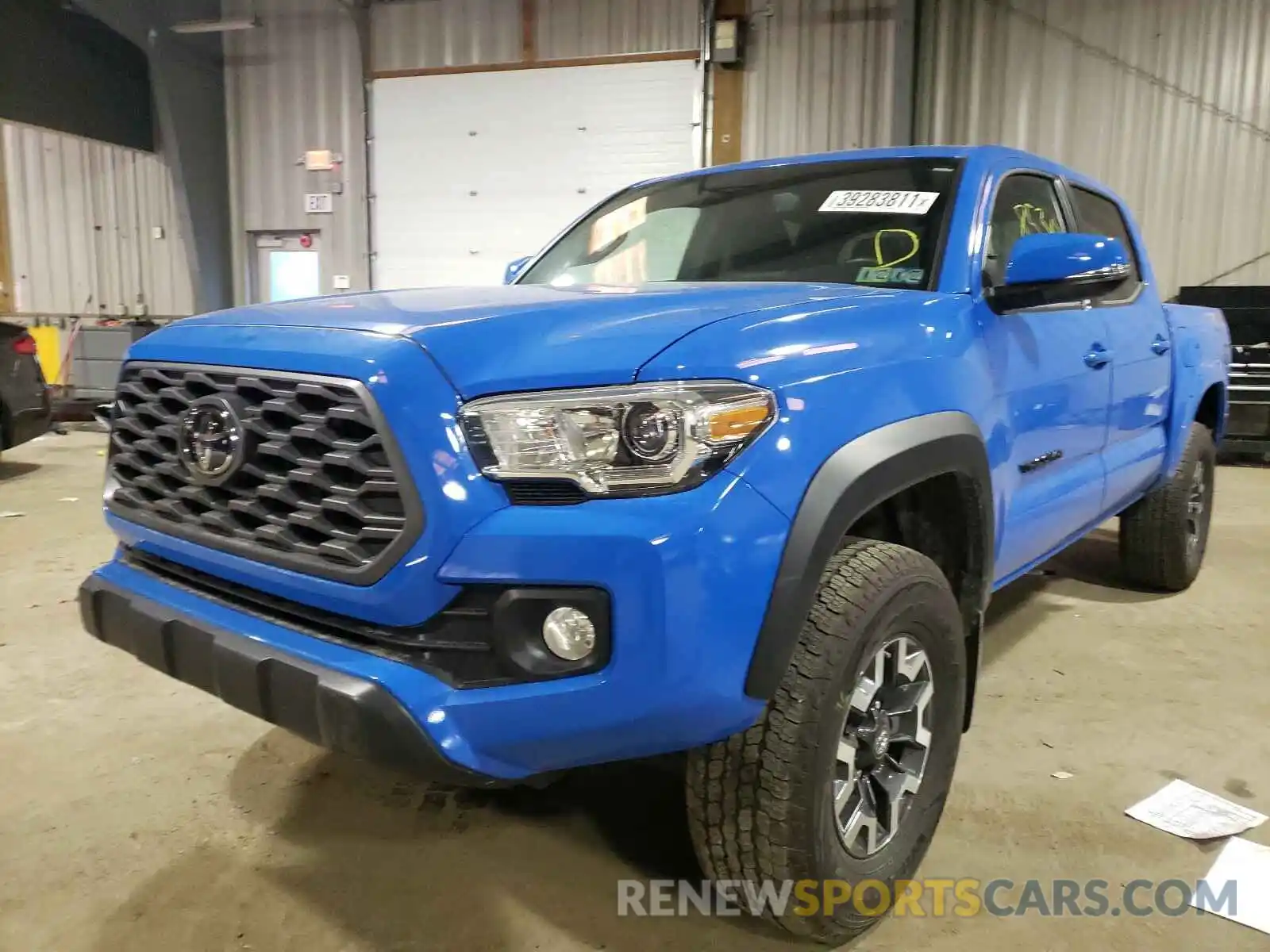 2 Photograph of a damaged car 3TMCZ5AN4LM338948 TOYOTA TACOMA 2020