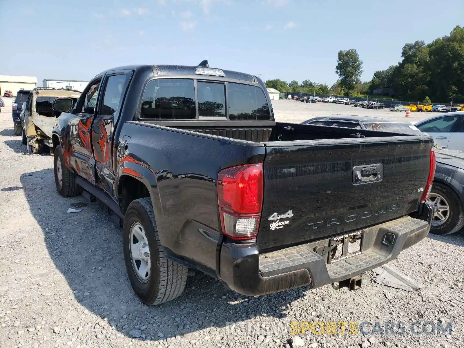 3 Photograph of a damaged car 3TMCZ5AN4LM360108 TOYOTA TACOMA 2020