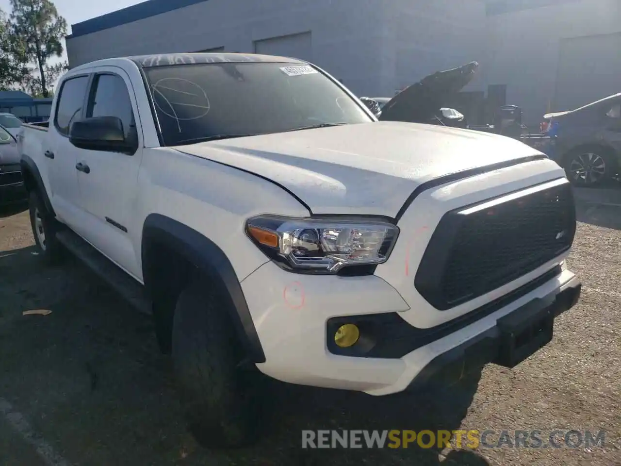 1 Photograph of a damaged car 3TMCZ5AN4LM360352 TOYOTA TACOMA 2020