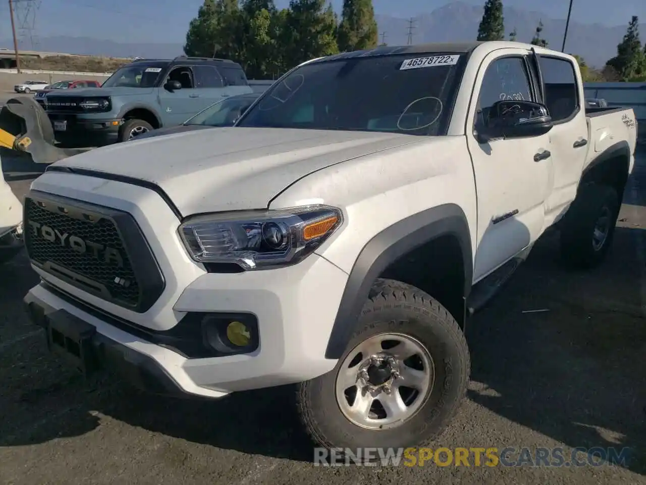 2 Photograph of a damaged car 3TMCZ5AN4LM360352 TOYOTA TACOMA 2020