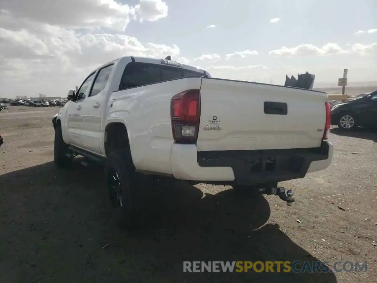 3 Photograph of a damaged car 3TMCZ5AN4LM361789 TOYOTA TACOMA 2020