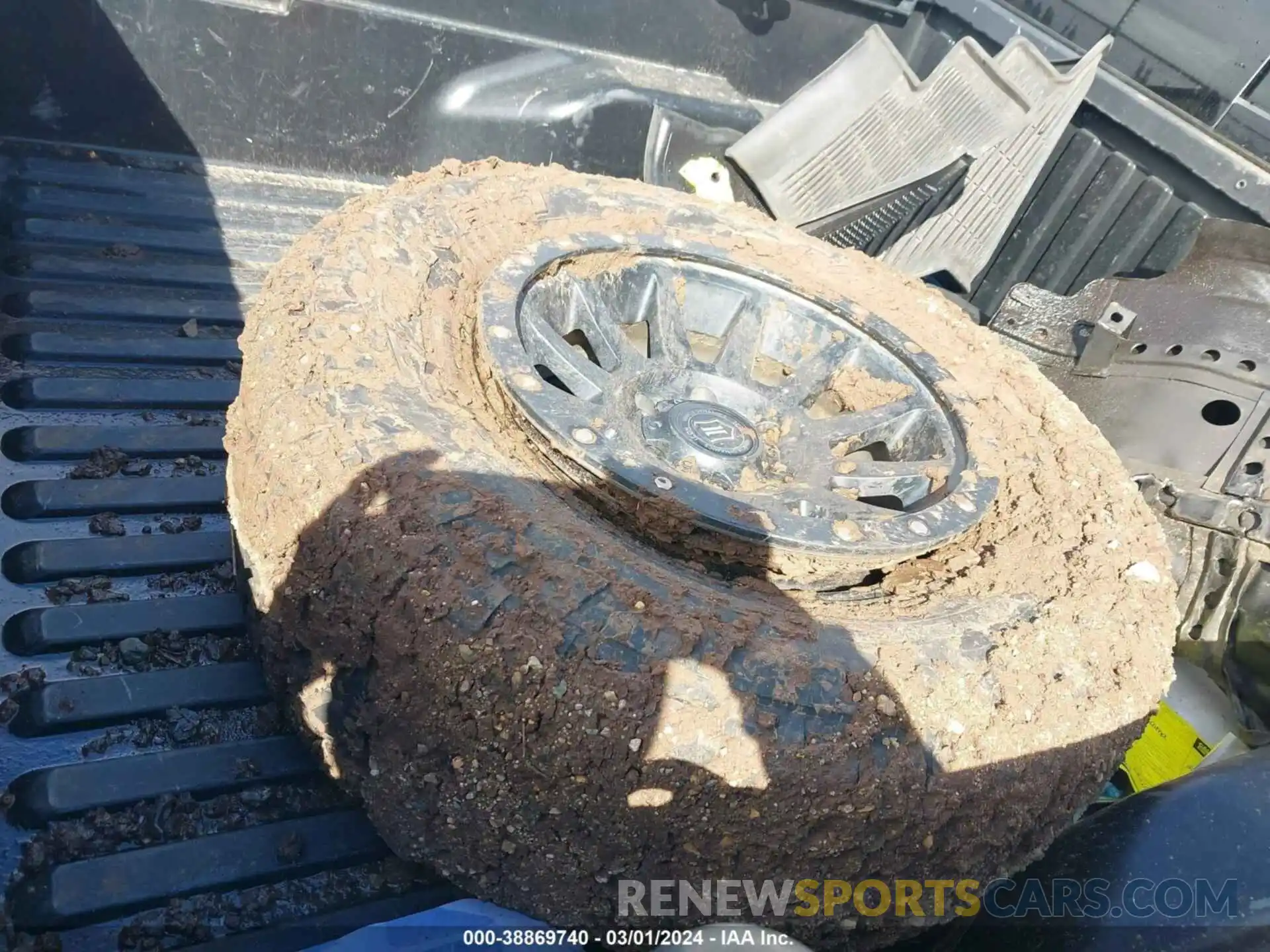 12 Photograph of a damaged car 3TMCZ5AN4LM365969 TOYOTA TACOMA 2020