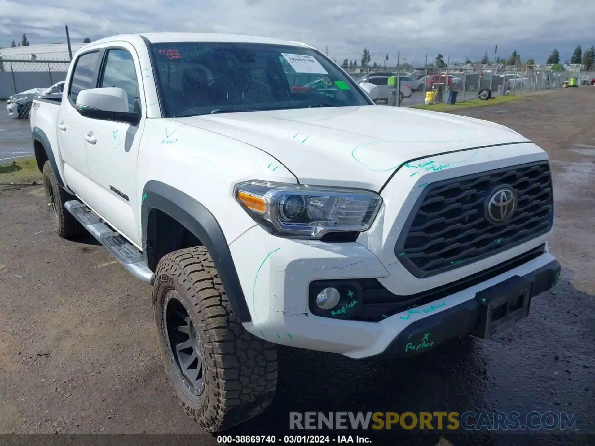 6 Photograph of a damaged car 3TMCZ5AN4LM365969 TOYOTA TACOMA 2020