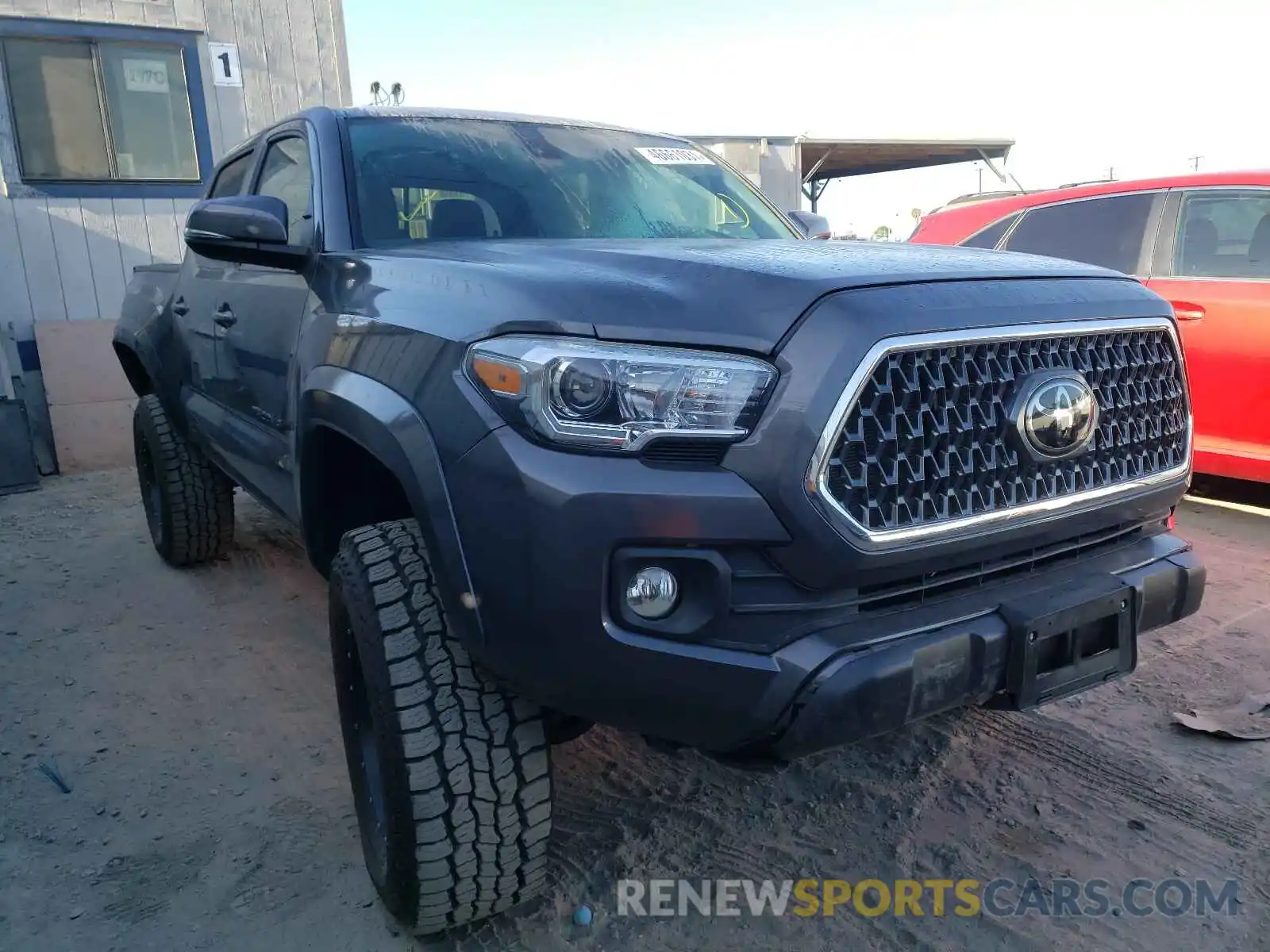 1 Photograph of a damaged car 3TMCZ5AN4LM366250 TOYOTA TACOMA 2020