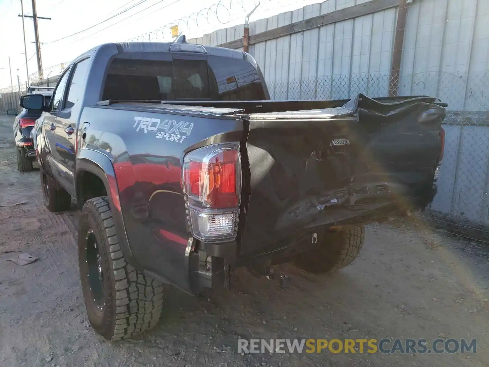 3 Photograph of a damaged car 3TMCZ5AN4LM366250 TOYOTA TACOMA 2020