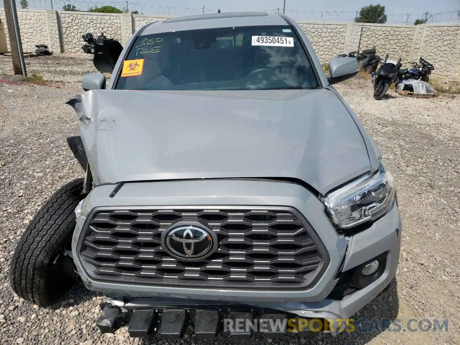 7 Photograph of a damaged car 3TMCZ5AN4LM369326 TOYOTA TACOMA 2020