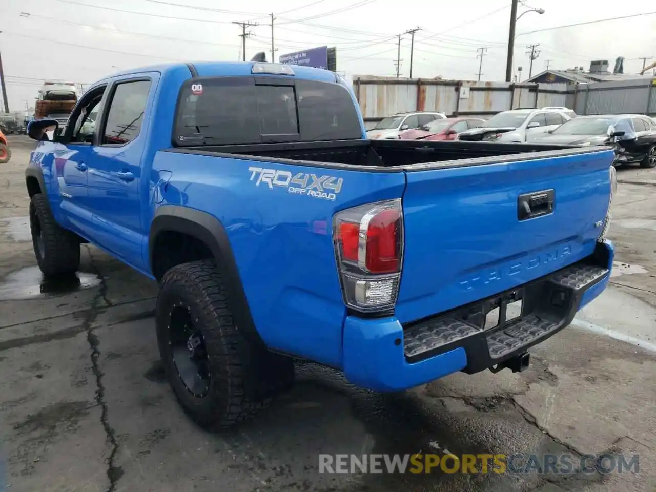 3 Photograph of a damaged car 3TMCZ5AN5LM288481 TOYOTA TACOMA 2020