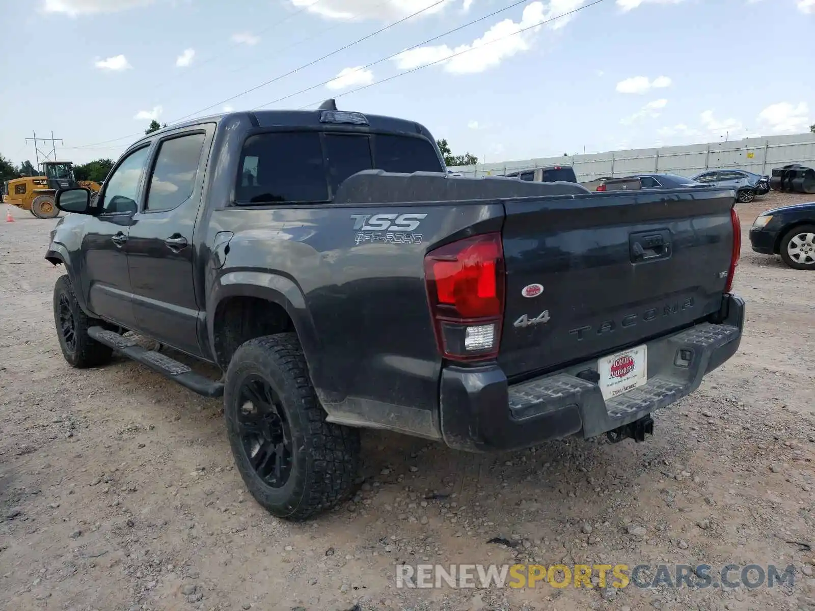 3 Photograph of a damaged car 3TMCZ5AN5LM289579 TOYOTA TACOMA 2020