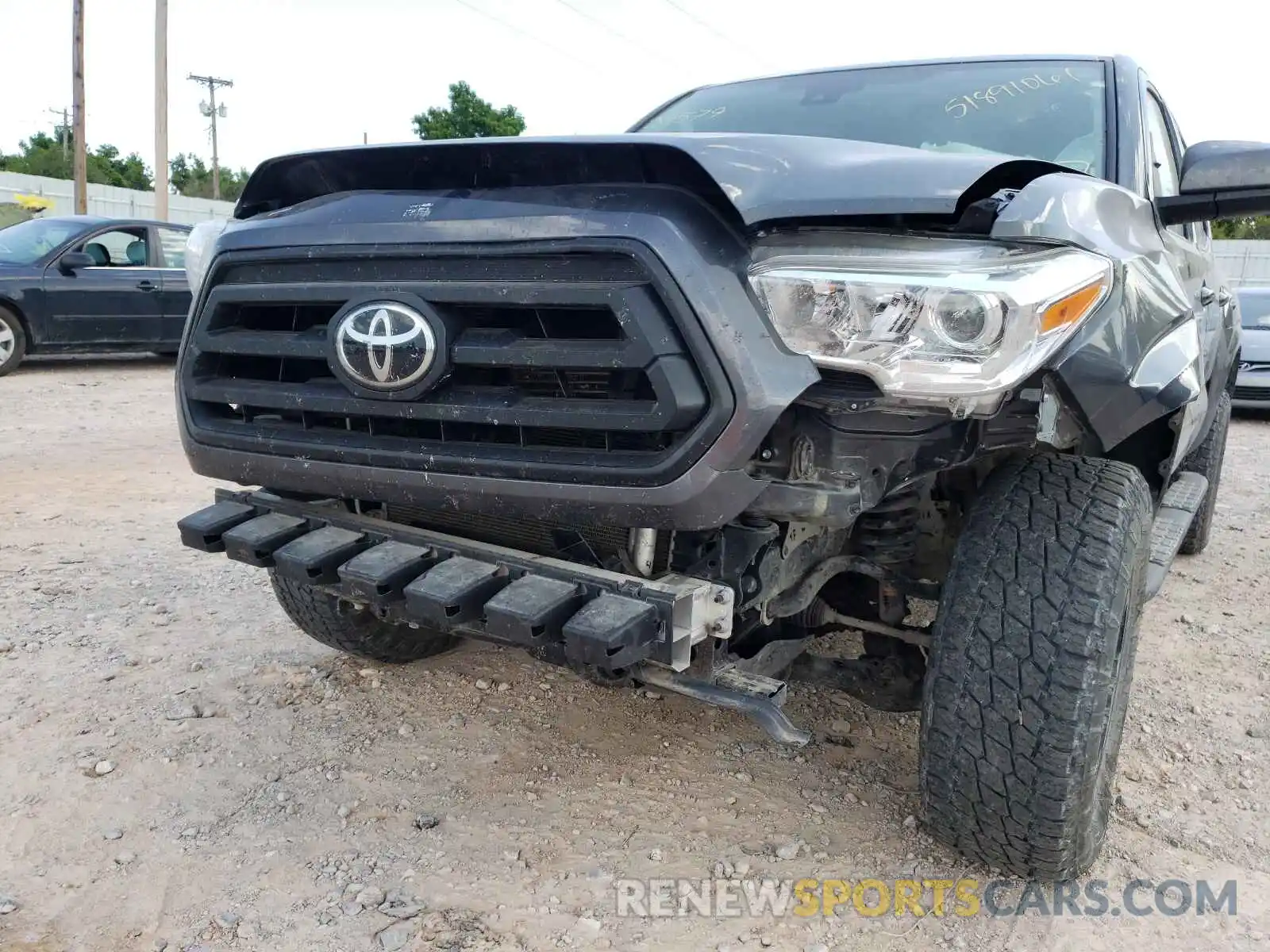 9 Photograph of a damaged car 3TMCZ5AN5LM289579 TOYOTA TACOMA 2020